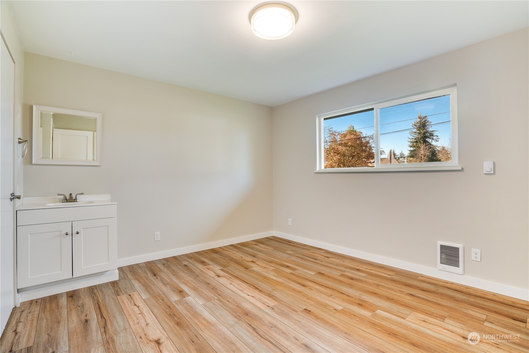 4133 Ridge Road West University Place, WA 98466 - Photo 18 of 36 Gallery Image 18