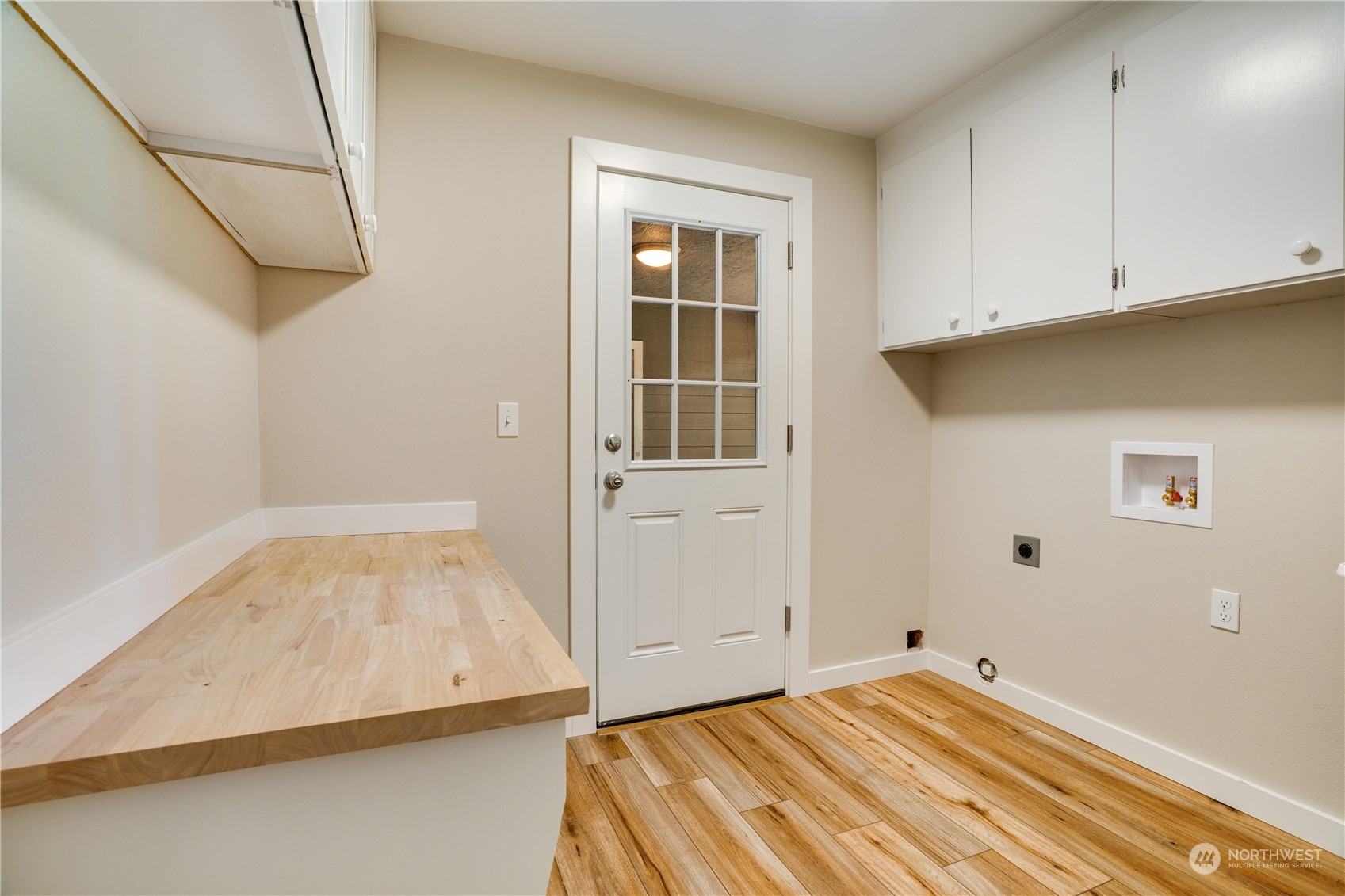 4133 Ridge Road West University Place, WA 98466 - Photo 21 of 36 Gallery Image 21