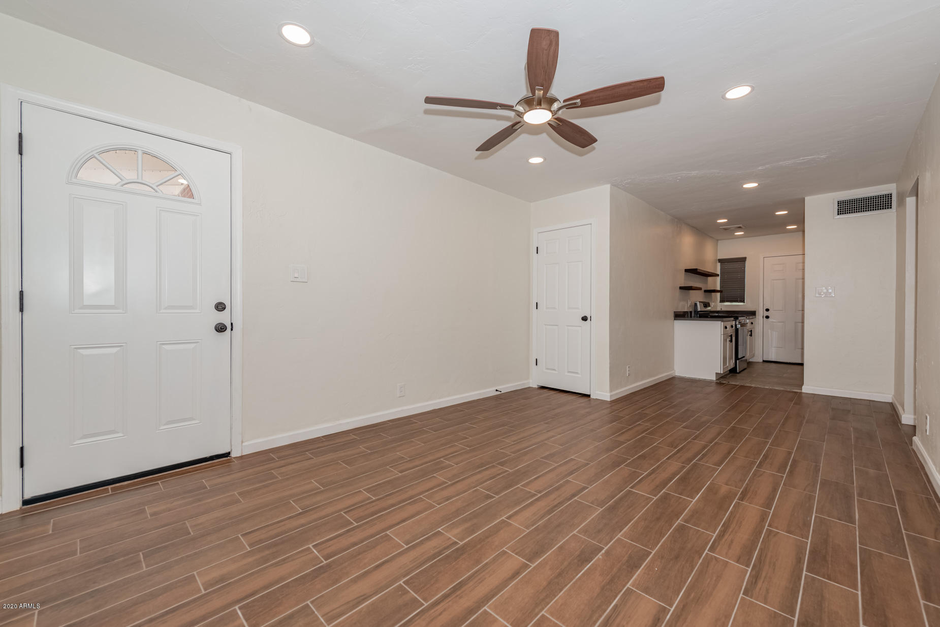 1601 West Osborn Road Phoenix, AZ 85015 - Photo 11 of 35 1601 W Osborn Unit 1-3