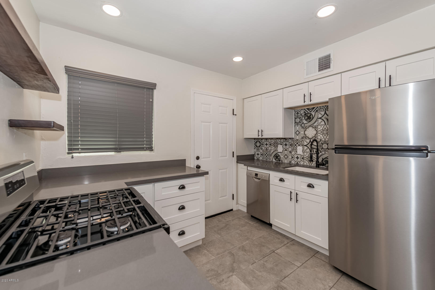 1601 West Osborn Road Phoenix, AZ 85015 - Photo 29 of 35 1601 W Osborn Unit 2-6