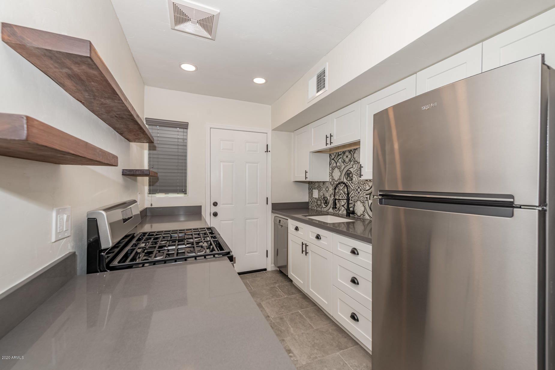 1601 West Osborn Road Phoenix, AZ 85015 - Photo 10 of 35 1601 W Osborn Unit 1-6