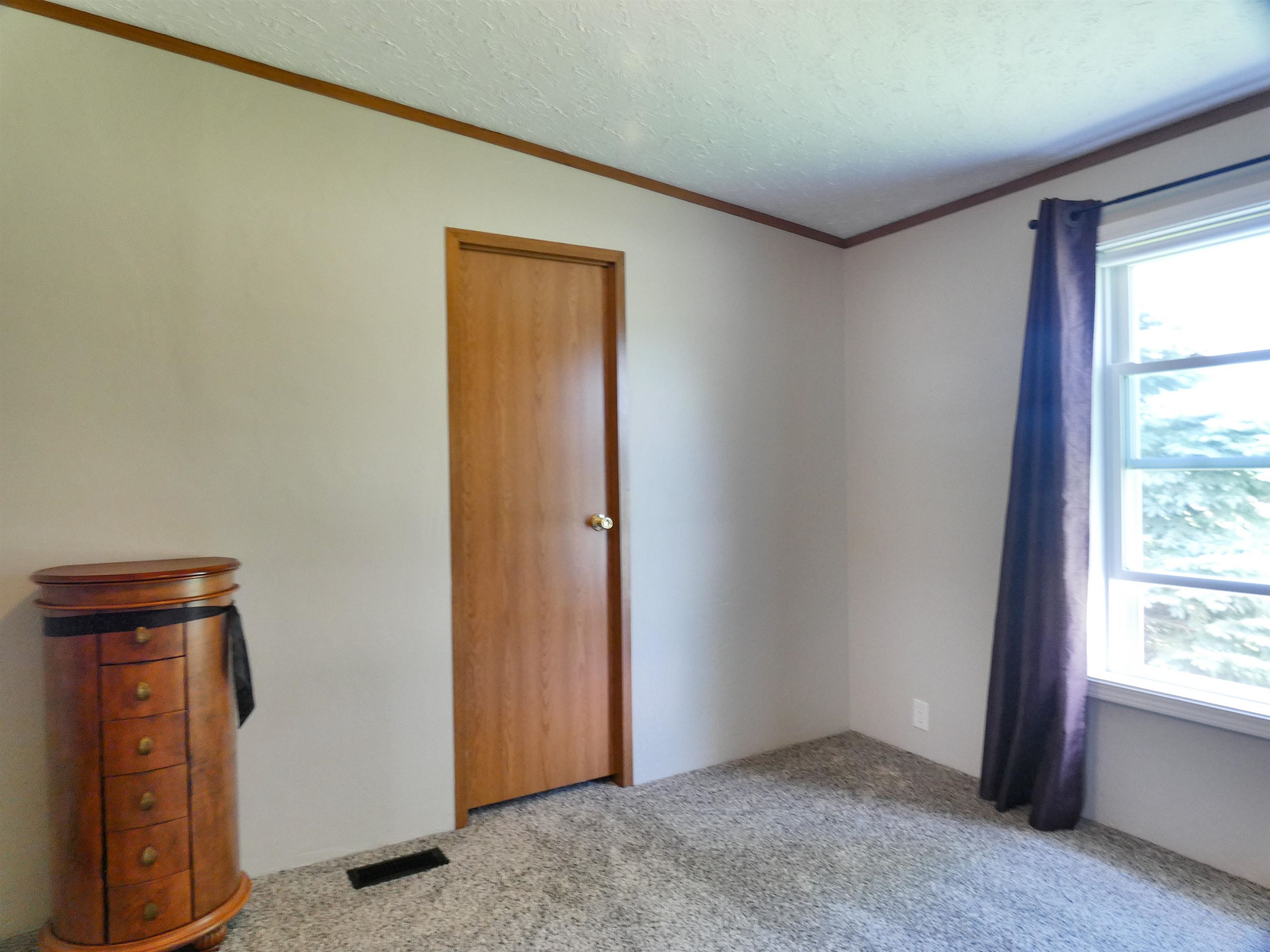 N3644 Green Valley Road Pulaski, WI 54162 - Photo 21 of 33