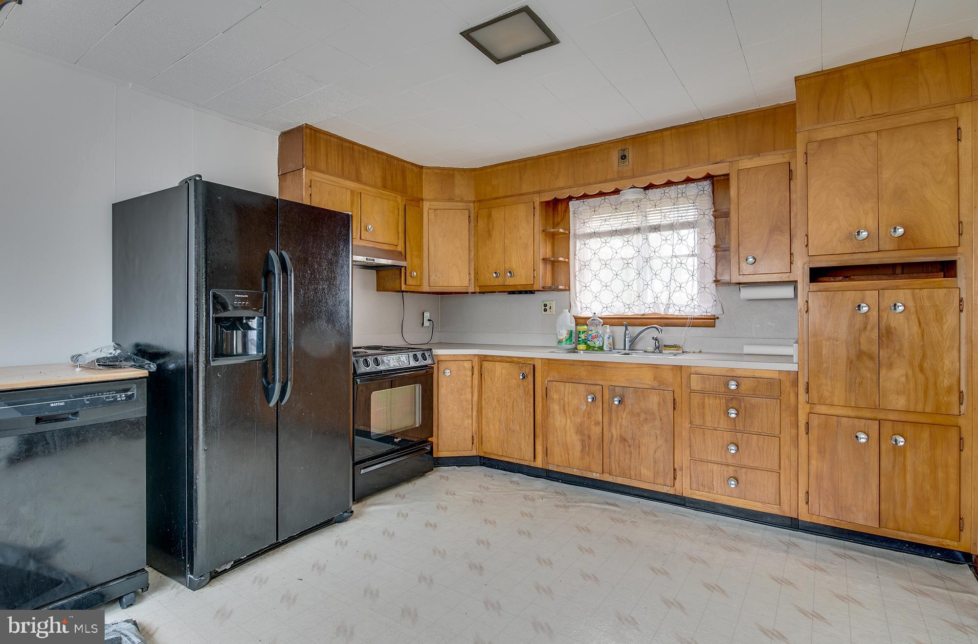 3 Graywood Road Baltimore, MD 21222 - Photo 8 of 16