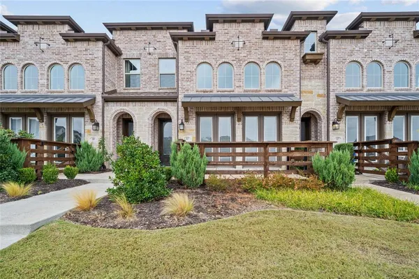 $389,500 | 313 Sugar Maple Lane, McKinney, TX 75071