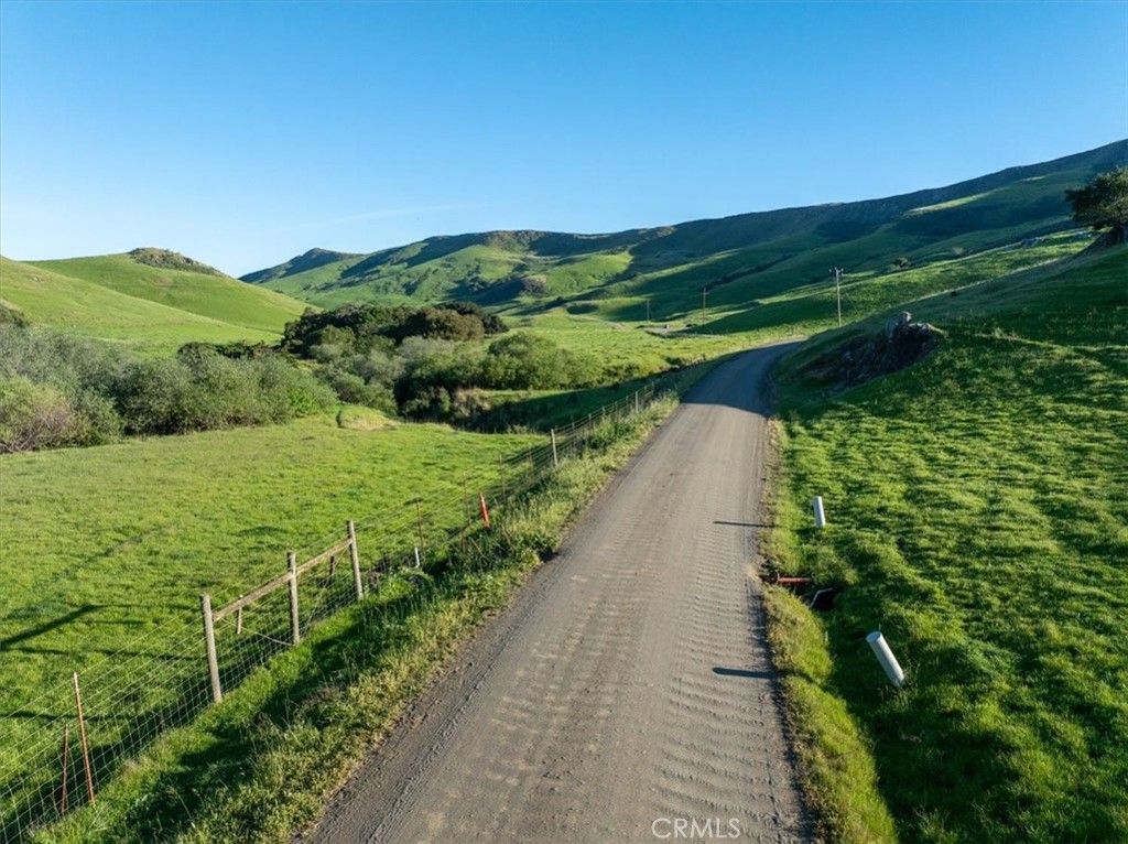 1677 Rising Star Place Cayucos, CA 93430 - Photo 12 of 64