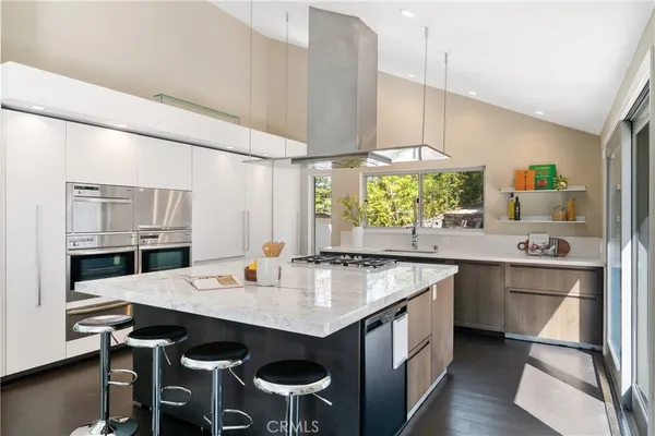 $25,000 | 9653 Oak Pass Road, Beverly Hills, CA 90210