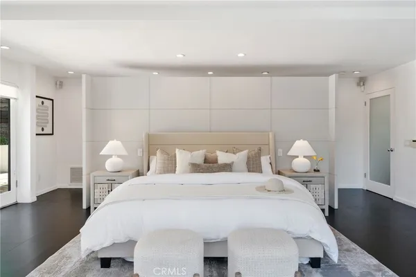 $25,000 | 9653 Oak Pass Road, Beverly Hills, CA 90210