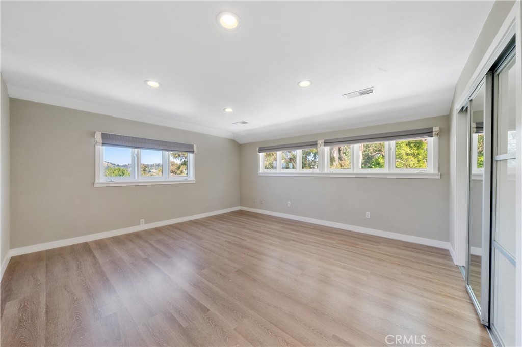 9653 Oak Pass Road Beverly Hills, CA 90210 - Photo 23 of 42