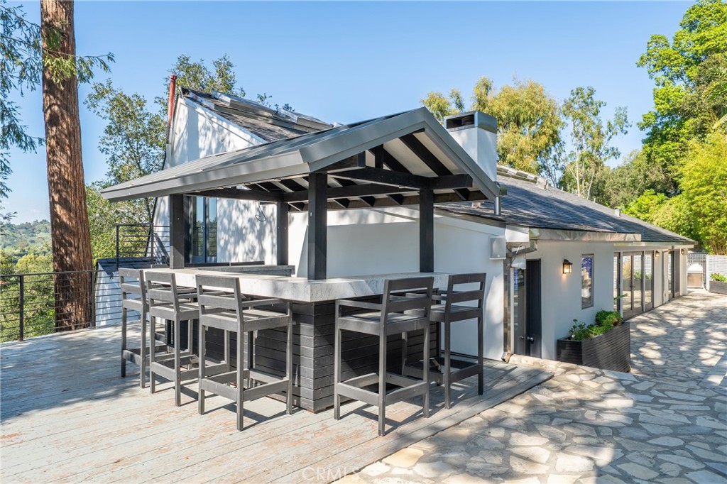 9653 Oak Pass Road Beverly Hills, CA 90210 - Photo 29 of 42
