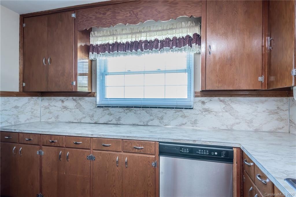 9266 Wilson Road Hildebran, NC 28637 - Photo 15 of 40 Gallery Image 15