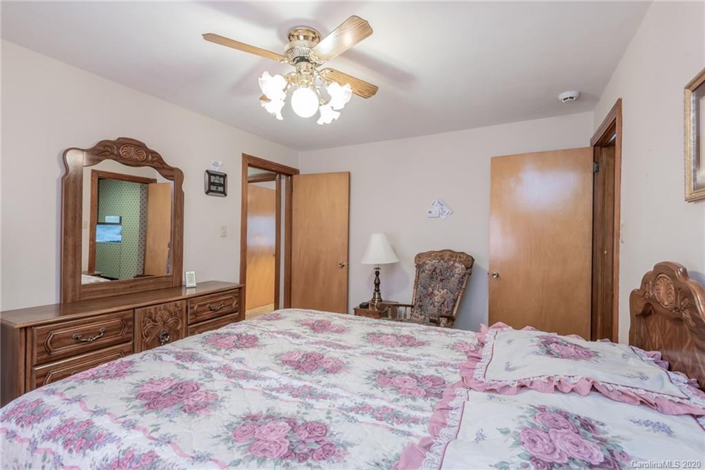 9266 Wilson Road Hildebran, NC 28637 - Photo 21 of 40 Gallery Image 21