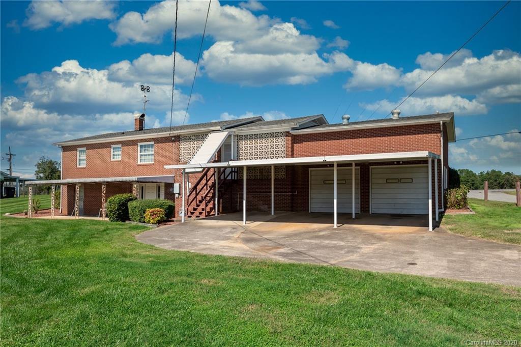 9266 Wilson Road Hildebran, NC 28637 - Photo 7 of 40 Gallery Image 7