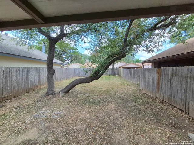 $1,425 | 14309 Indian Woods, San Antonio, TX 78249