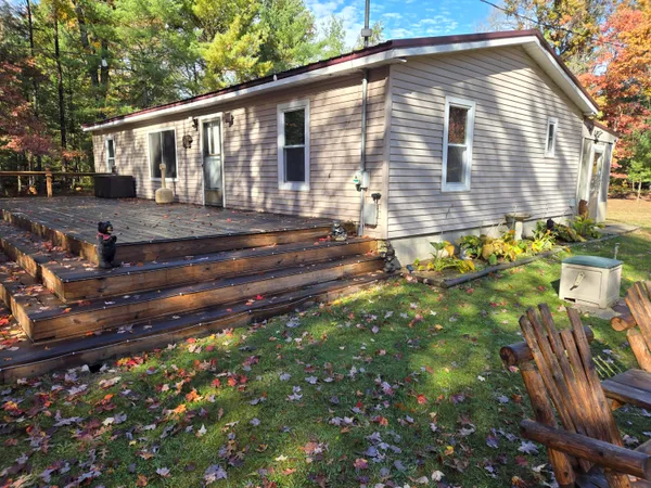 $159,900 | 801 West Rainbow Trail, Baldwin, MI 49304