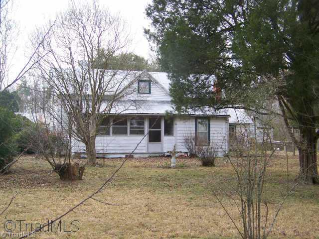 777 Hoover Road Lexington, NC 27295 - Photo 1 of 9 Exterior Front.