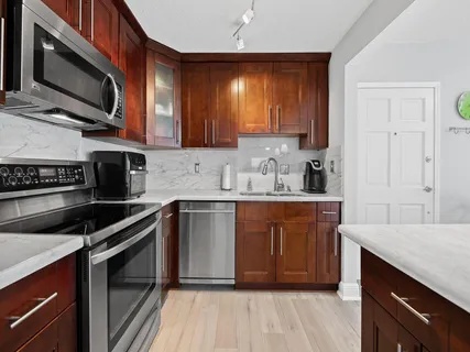 $349,500 | 1839 Middle River Drive, Unit 105, Fort Lauderdale, FL 33305