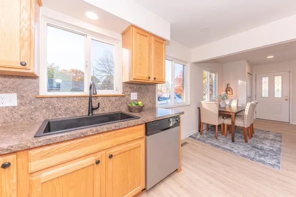 $306,000 | 514 Mills Road, Saline, MI 48176