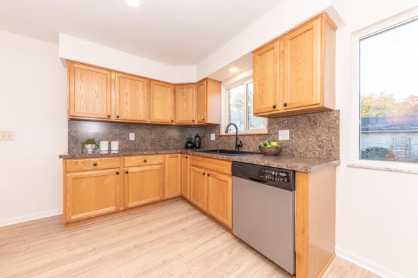 $306,000 | 514 Mills Road, Saline, MI 48176