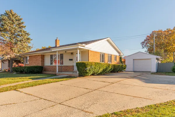 $306,000 | 514 Mills Road, Saline, MI 48176