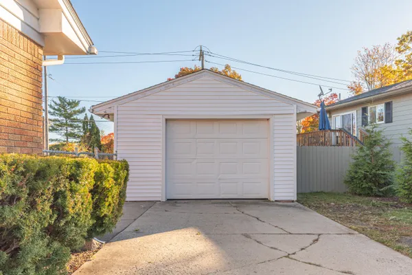 $306,000 | 514 Mills Road, Saline, MI 48176