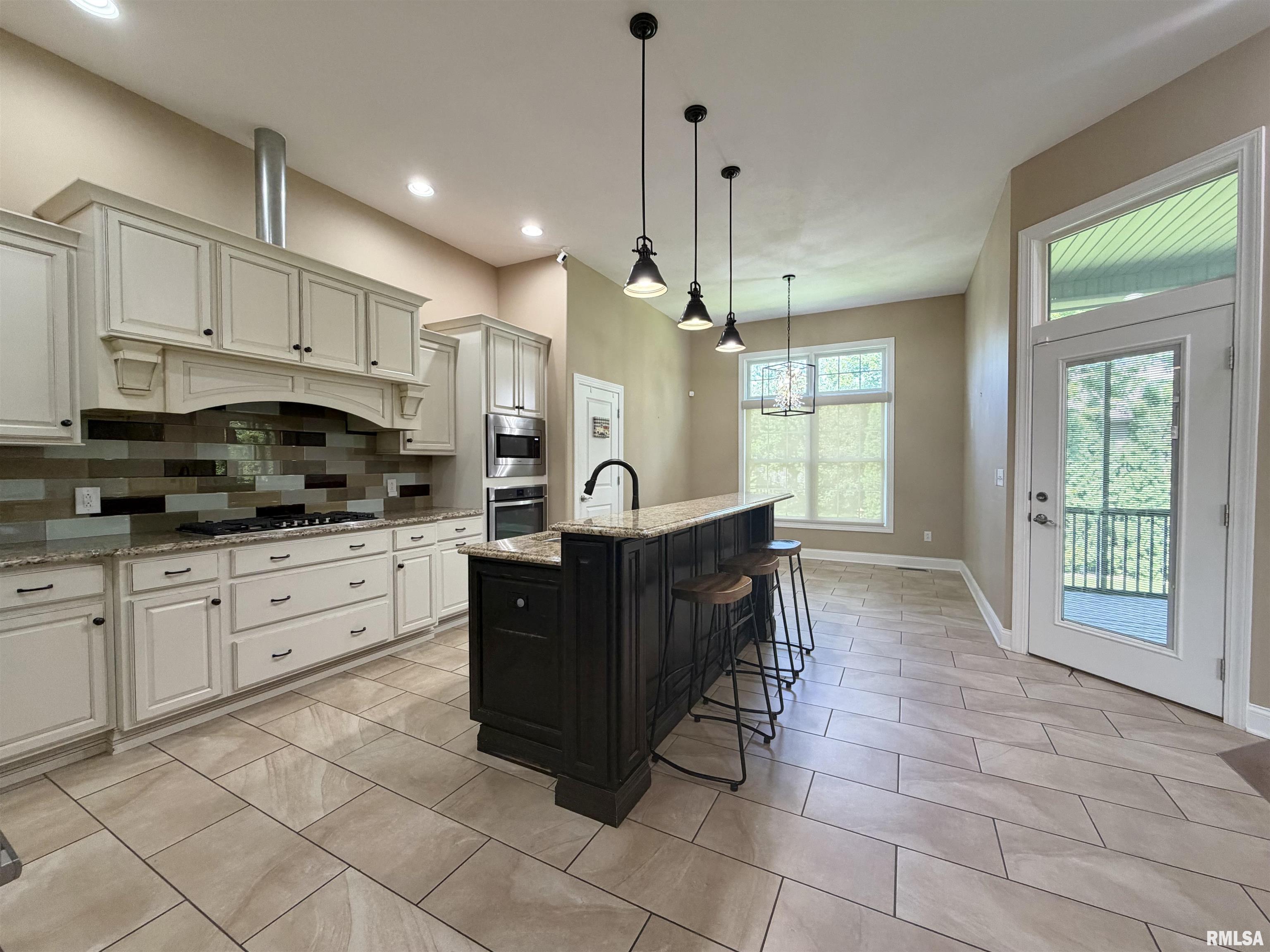 1805 Blue Stone Drive Springfield, IL 62704 - Photo 6 of 40