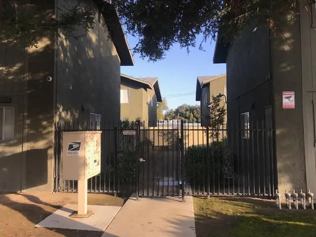 $1,295 | 2257 North Meridian Avenue, Unit 102, Fresno, CA 93703
