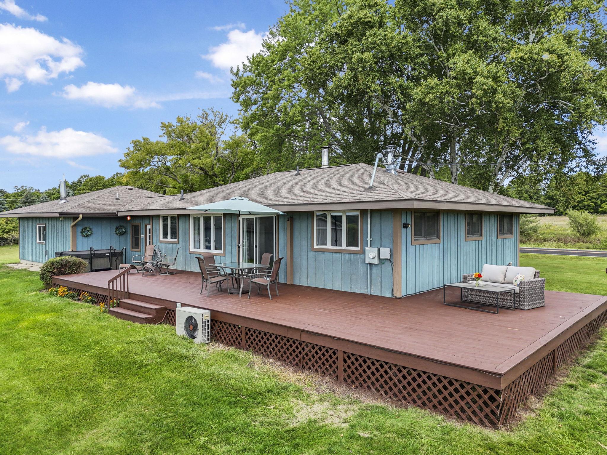7420 East Birch Point Road Traverse City, MI 49684 - Photo 42 of 61 1938271-06c11cf7-710e-4817-8852-cf10f1168e6f.JPG