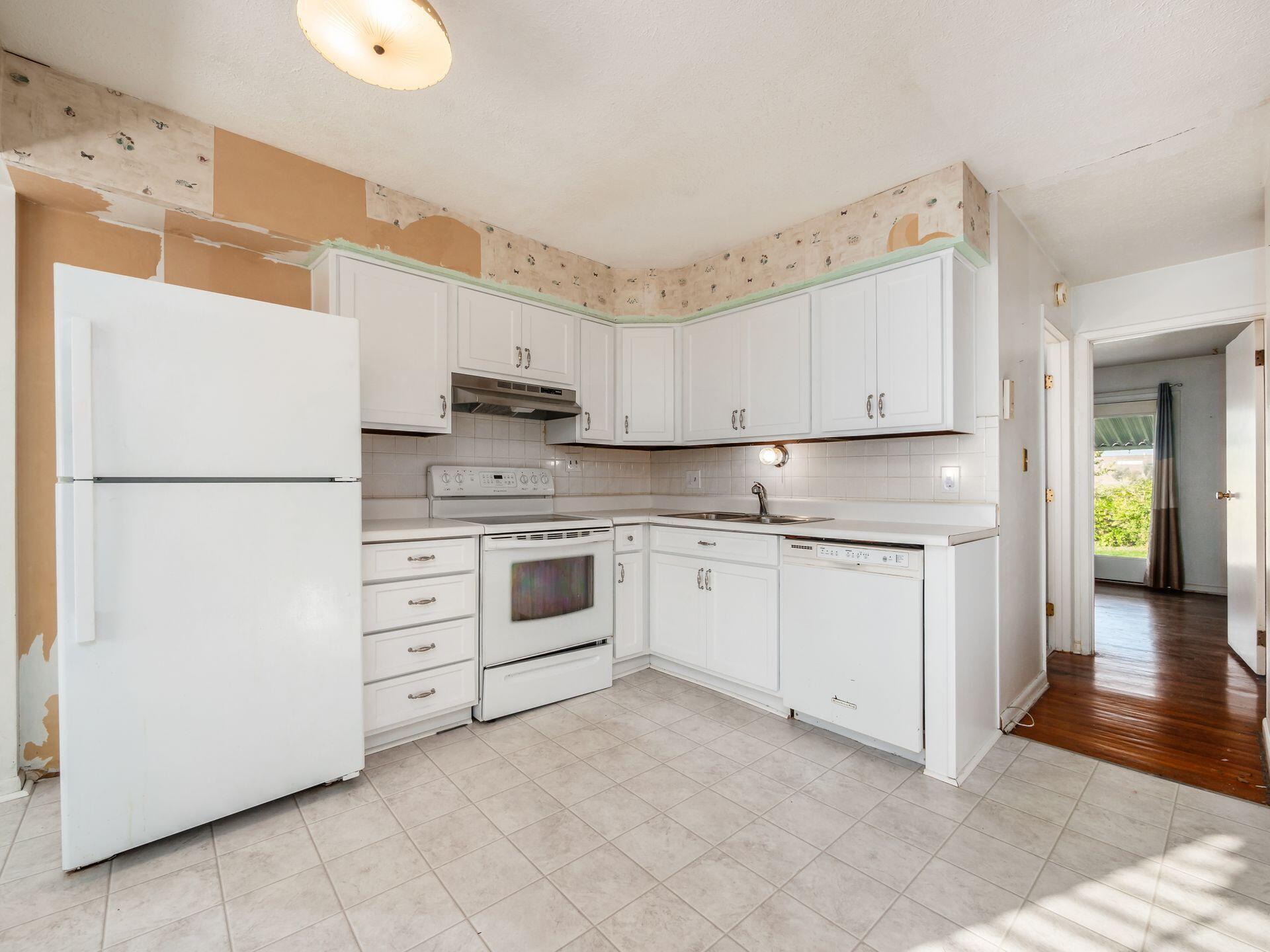 3861 Frazier Road West Columbus, OH 43207 - Photo 15 of 27 015_fb_N 3861 Frazier Rd 051