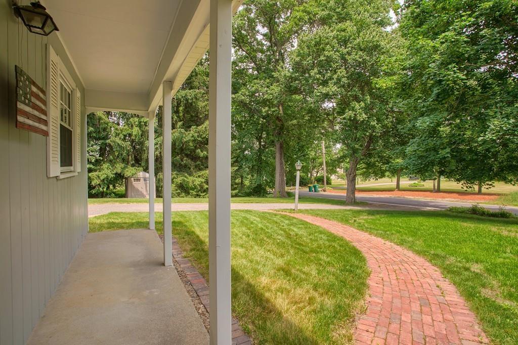 267 South Meadow Road Lancaster, MA 01523 - Photo 3 of 28