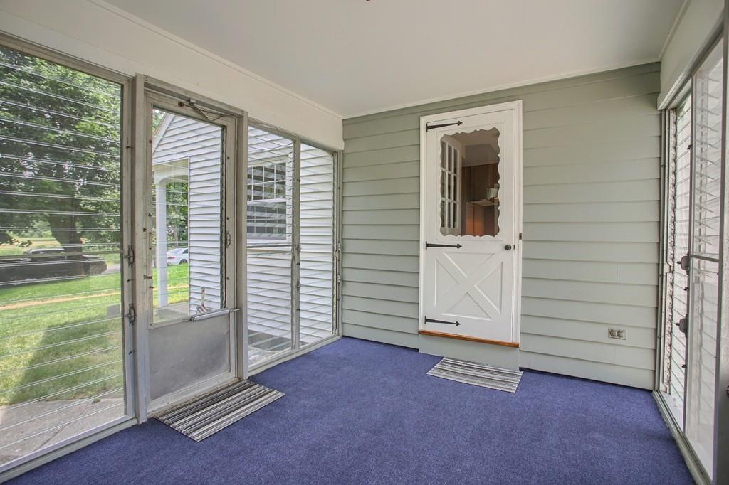 267 South Meadow Road Lancaster, MA 01523 - Photo 4 of 28