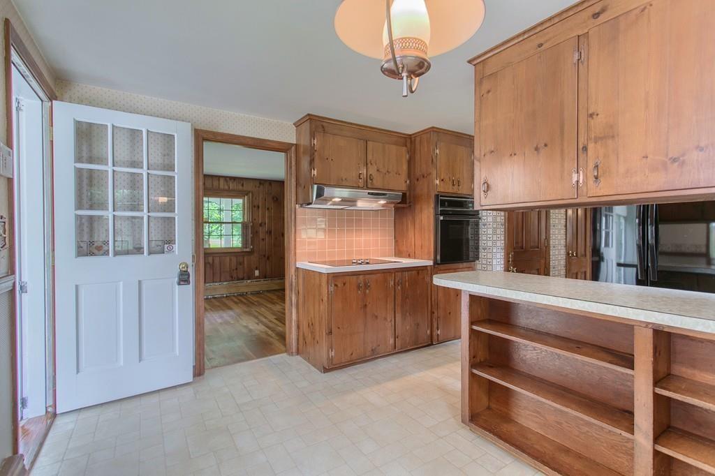 267 South Meadow Road Lancaster, MA 01523 - Photo 5 of 28