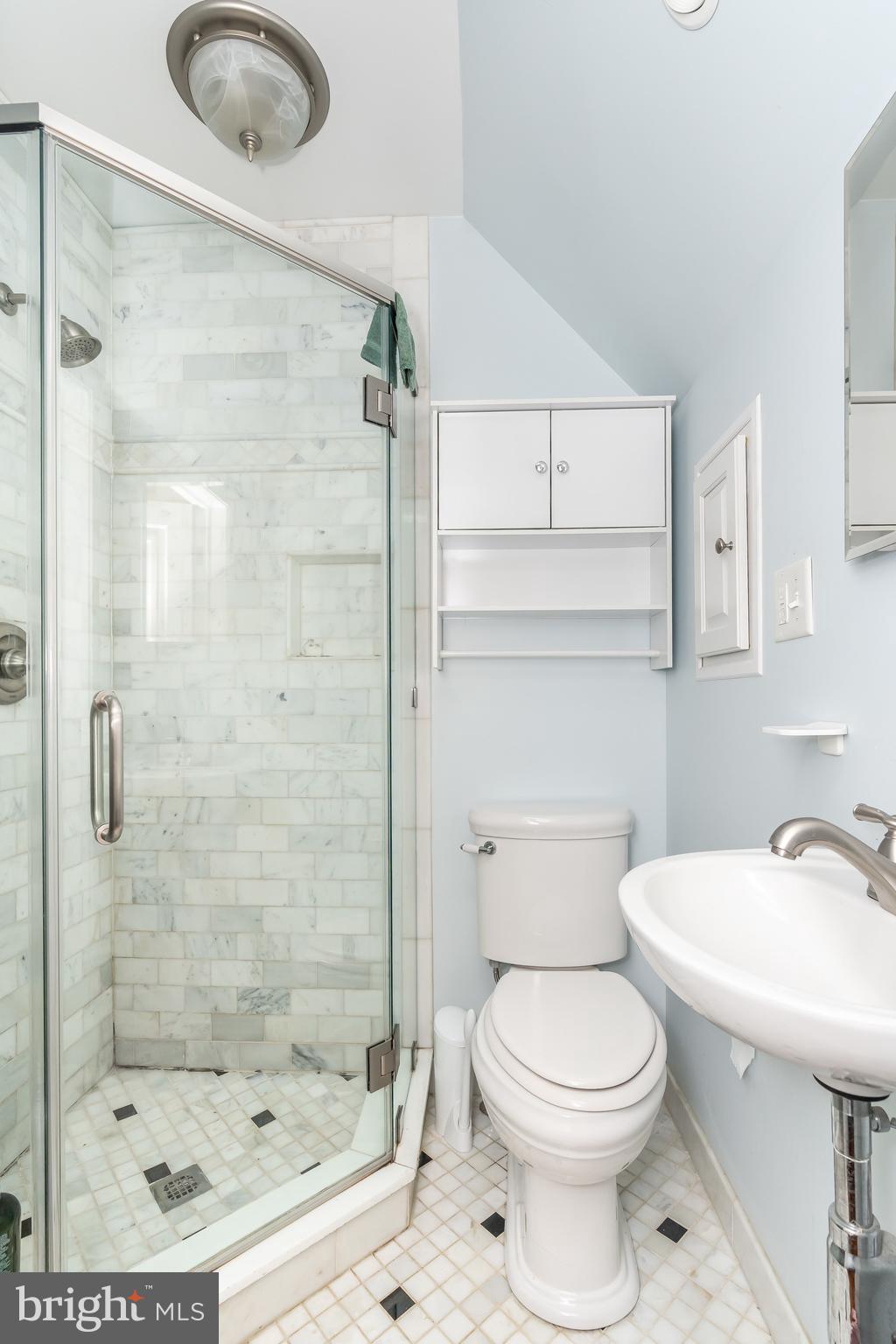 322 Broxton Road Baltimore, MD 21212 - Photo 24 of 46 Updated Master bathroom
