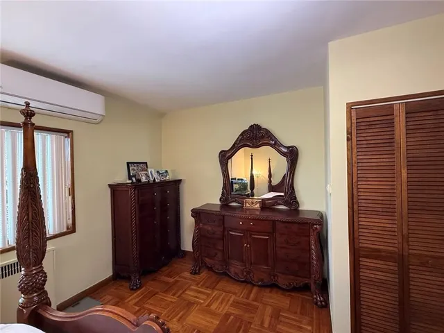 a view of a workspace with furniture