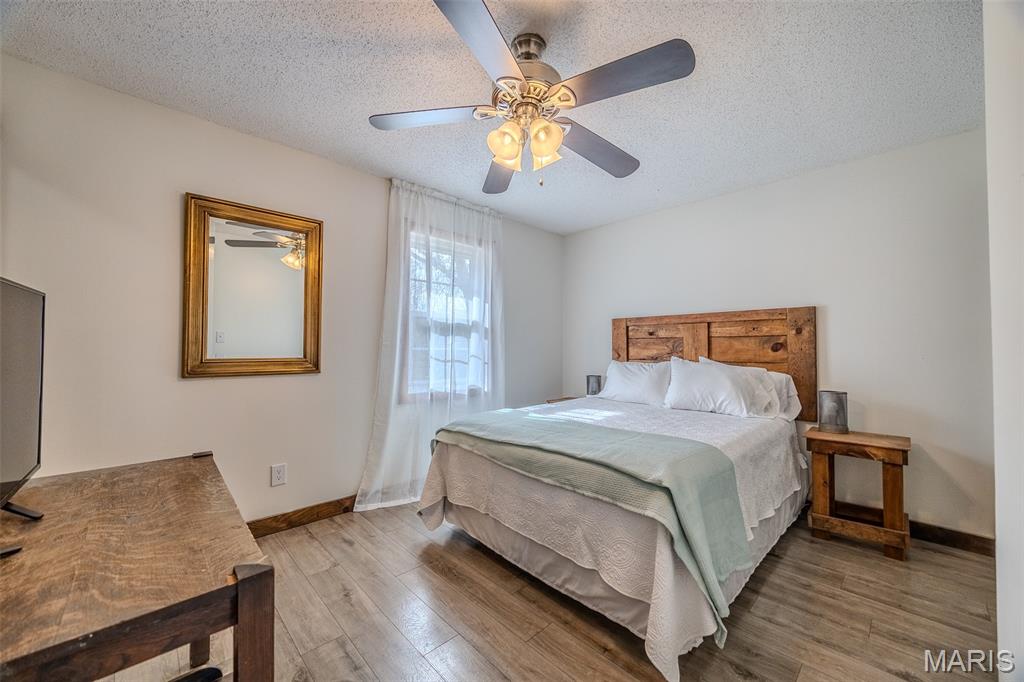 22622 Green Hills Road Lebanon, MO 65536 - Photo 21 of 36