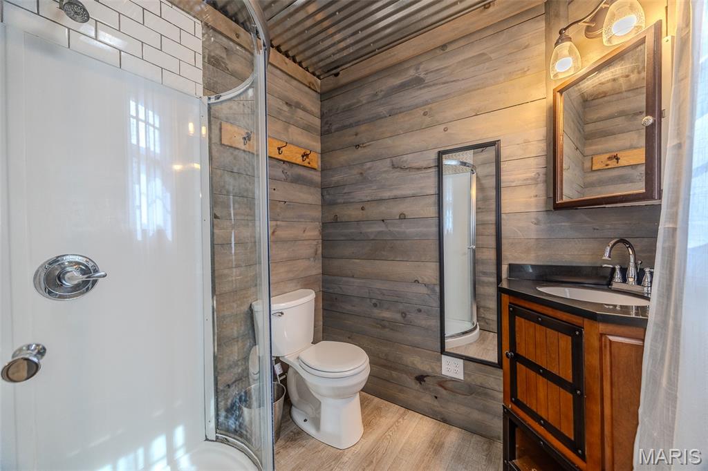 22622 Green Hills Road Lebanon, MO 65536 - Photo 25 of 36