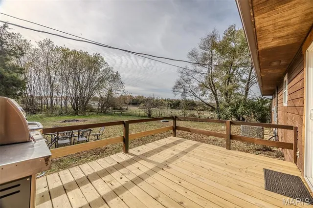 $245,000 | 22622 Green Hills Road, Lebanon, MO 65536