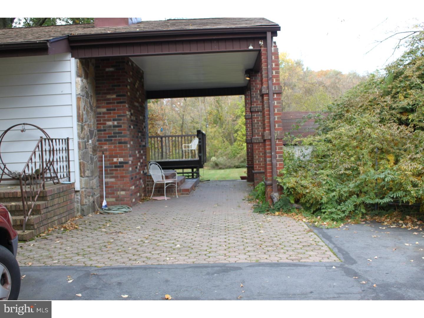 245 Rutgers Avenue Hamilton, NJ 08619 - Photo 13 of 19 Enclosed Porch
