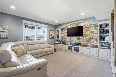 $625,000 | 17365 Northwest 130th Terrace, Platte City, MO 64079