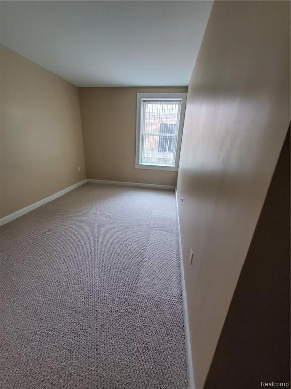 680 Delaware Street, Unit 405 Detroit, MI 48202 - Photo 7 of 16