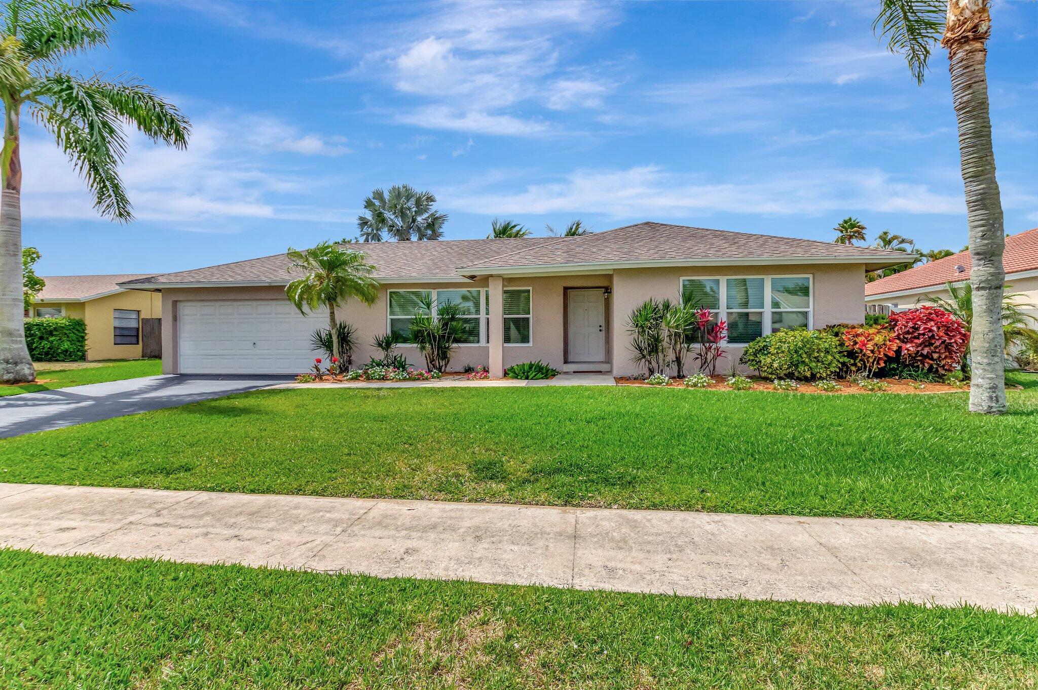 11390 Chipmunk Drive Boca Raton, FL 33428 - Photo 40 of 46 Front