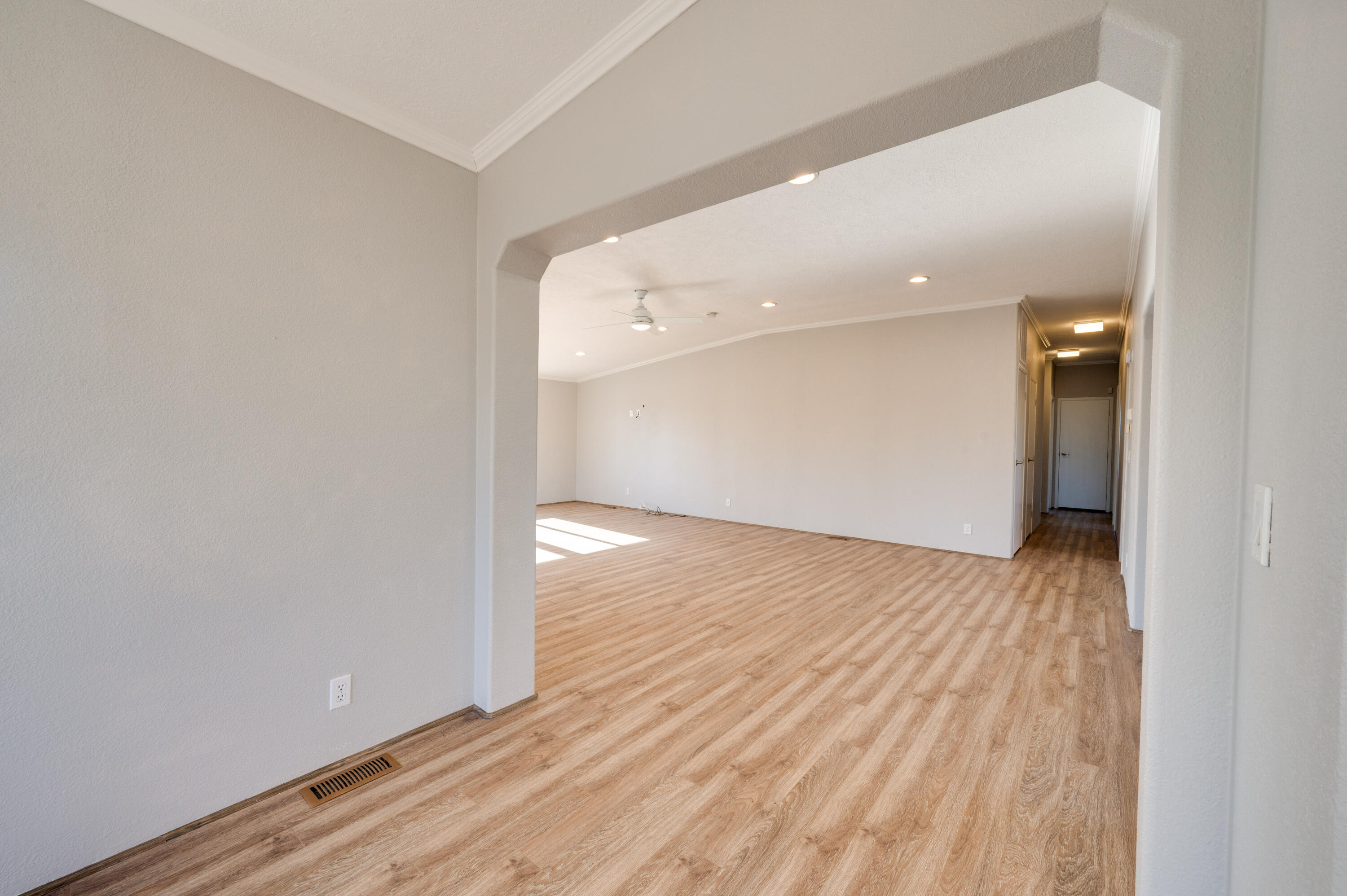 14420 Southwest Quail Road Terrebonne, OR 97760 - Photo 10 of 30 Interior-8