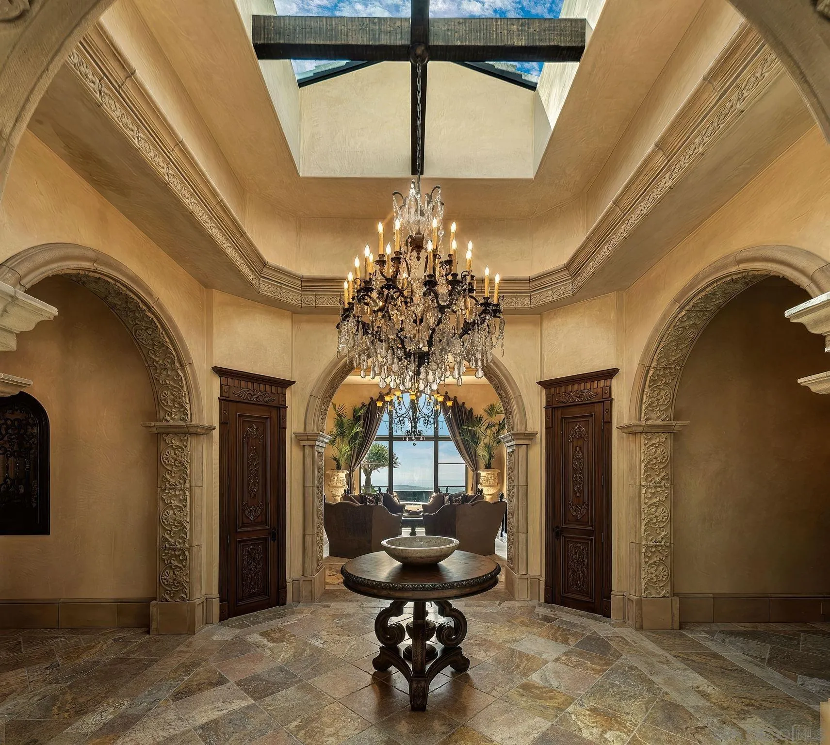 8619 Via Rancho Cielo Rancho Santa Fe, CA 92067 - Photo 8 of 53 Gallery Image 8