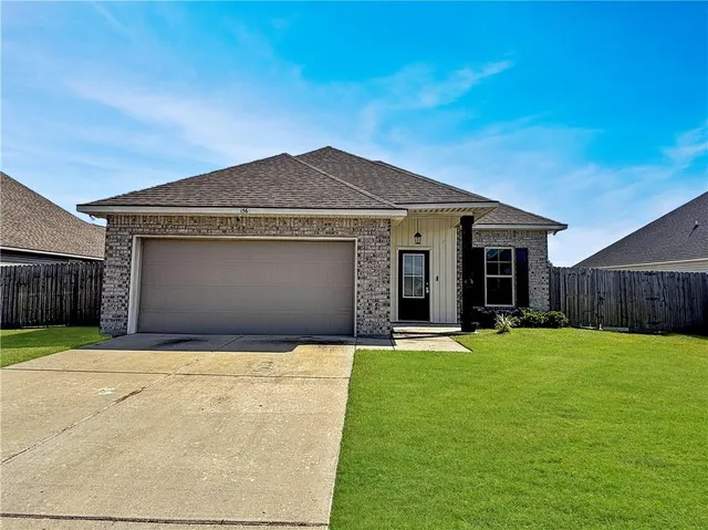 $234,900 | 156 Shadow Pointe Road, Thibodaux, LA 70301