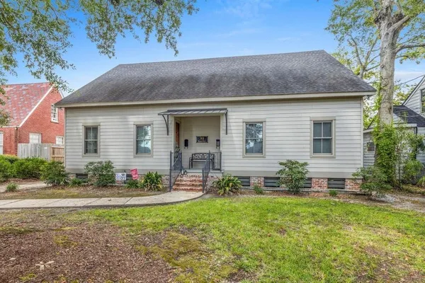 $1,600 | 707 Division Street, Unit B, Lake Charles, LA 70601