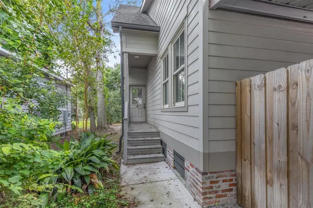 $1,600 | 707 Division Street, Unit B, Lake Charles, LA 70601