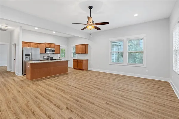 $1,600 | 707 Division Street, Unit B, Lake Charles, LA 70601