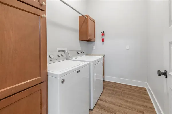 $1,600 | 707 Division Street, Unit B, Lake Charles, LA 70601