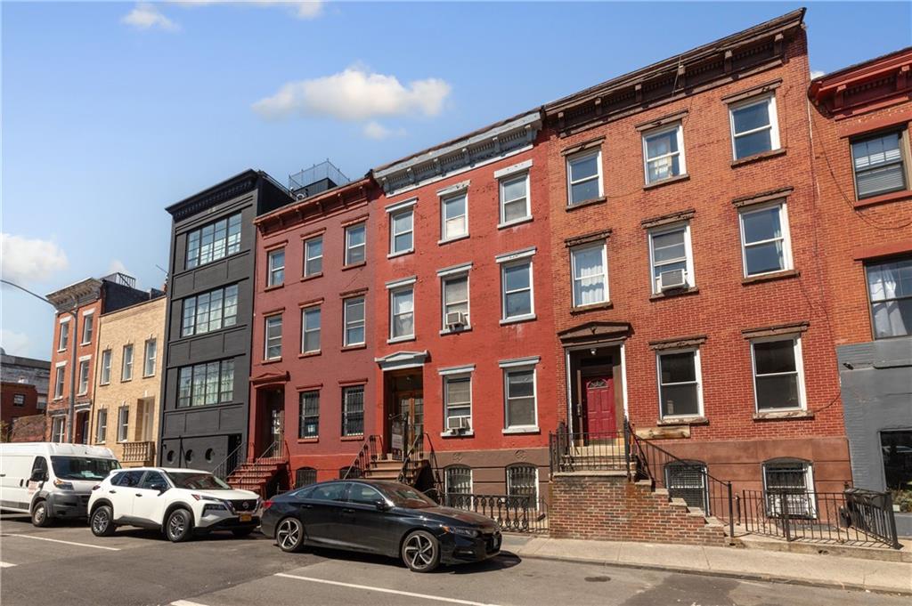 264 Berry Street Brooklyn, NY 11249 - Photo 2 of 21 a building view
