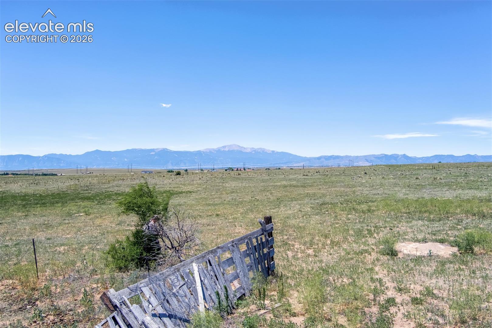 5250 Meridian Road Peyton, CO 80831 - Photo 11 of 19 Full Range VIEWS