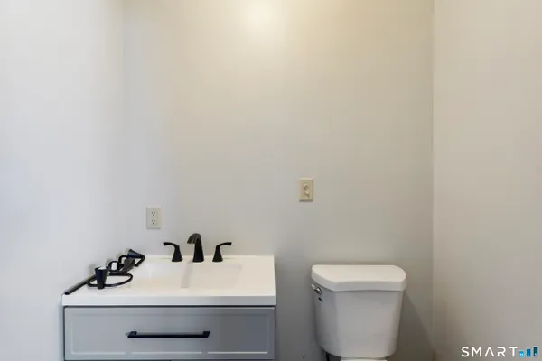 $365,000 | 640 Wolf Den Road, Brooklyn, CT 06234